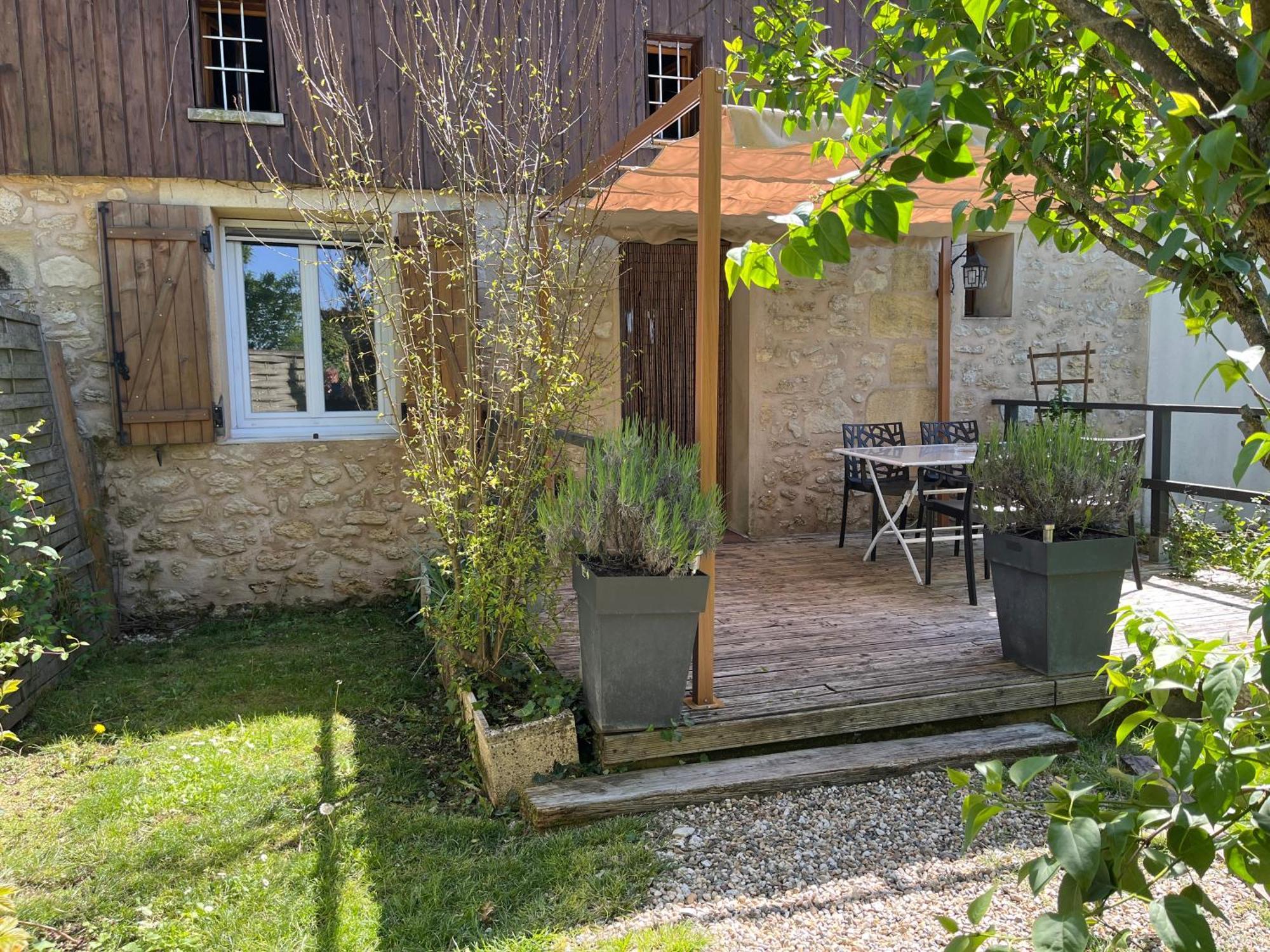 Gite " Suzon" A Peyroutas Vignonet St Emilion Экстерьер фото
